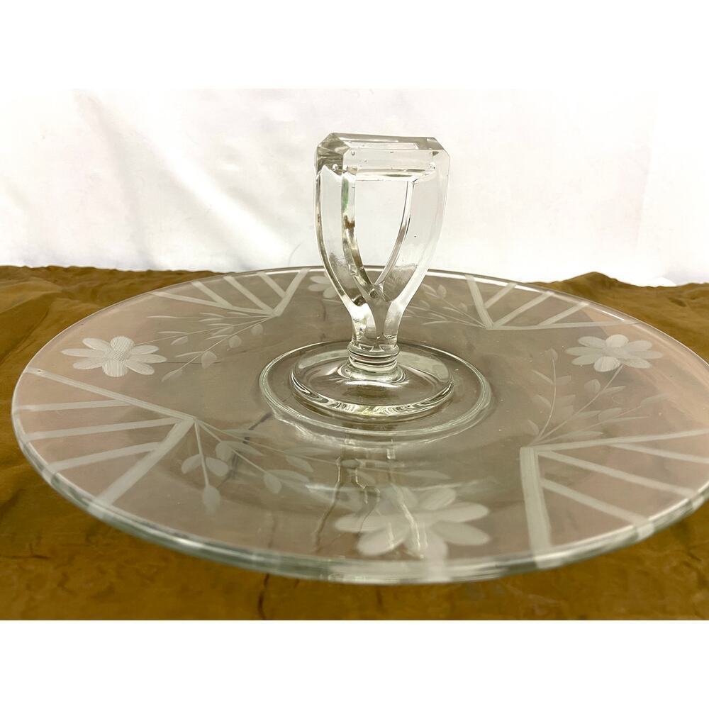 VTG Etched Clear Crystal Center Handle Tray Plate with Etched Flowers‎ 10.5"